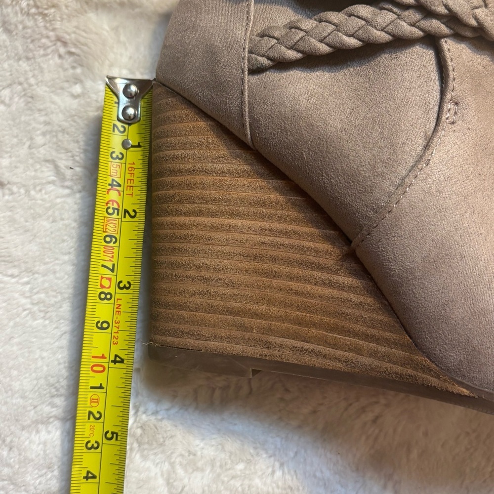 Madden Girl Booties Size 7M Taupe Wedge Open-Toe Braided Ankle Strap Buckles - Picture 12 of 13